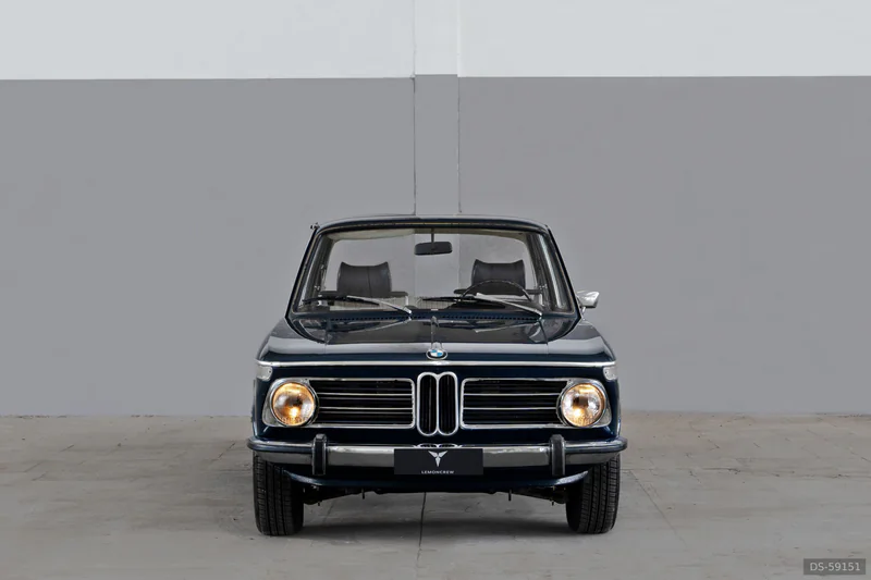 1971 BMW 2002 in Catania 4