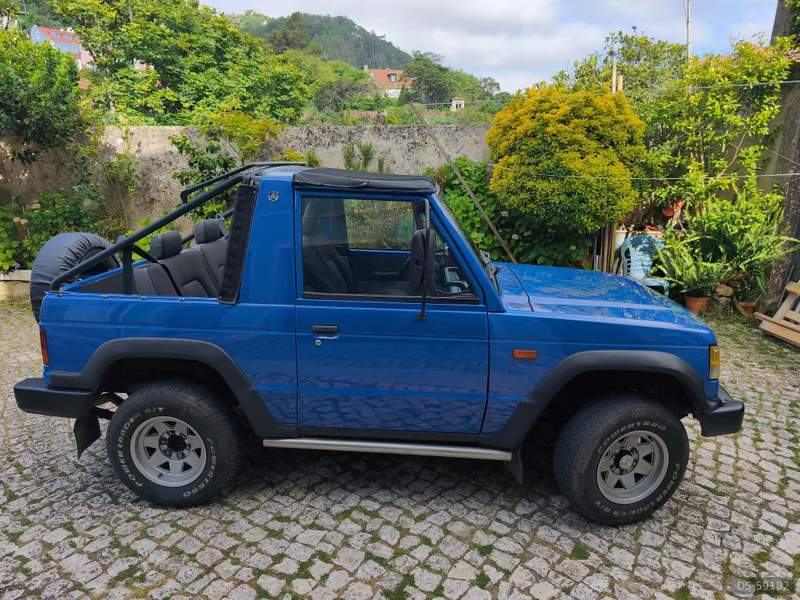 1987 Mitsubishi Pajero Canvas Top in Sintra 3