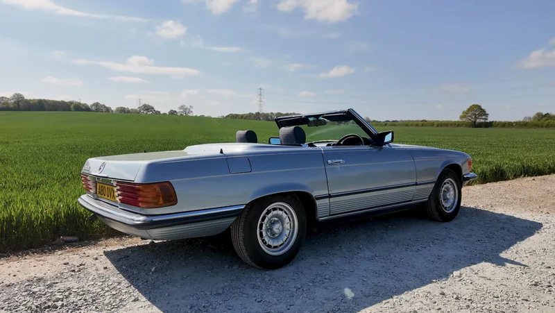 1983 Mercedes-Benz 280 SL in Brentwood 4