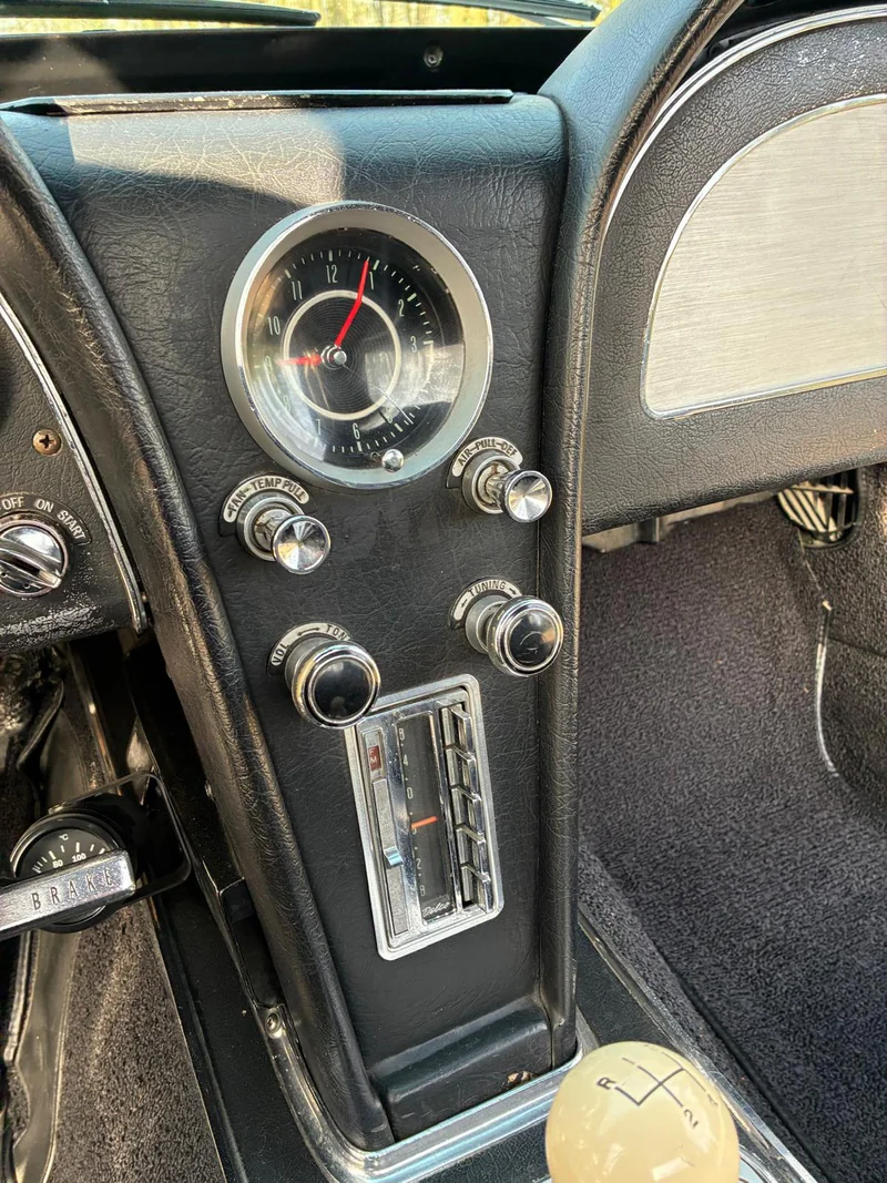 1964 Chevrolet Corvette C2 Sting Ray