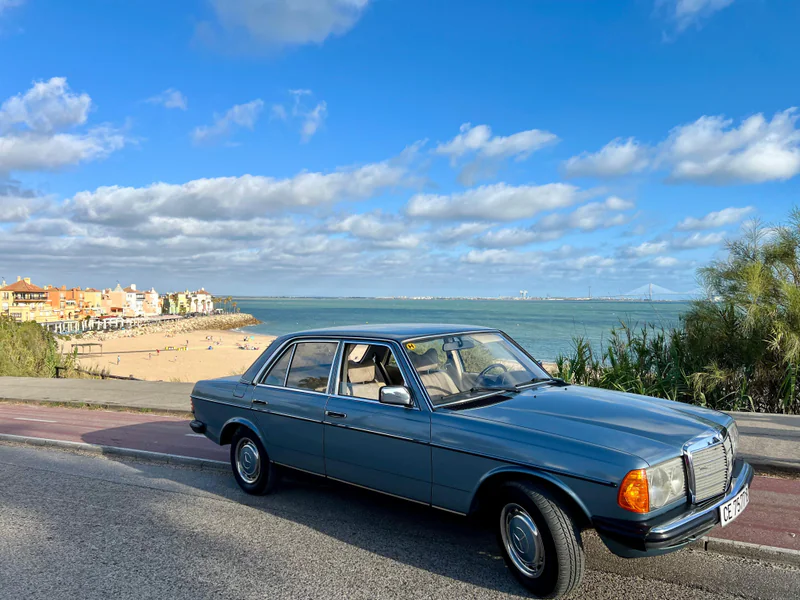 1980 Mercedes-Benz W123 300d in El Puerto De Santa Maria 2