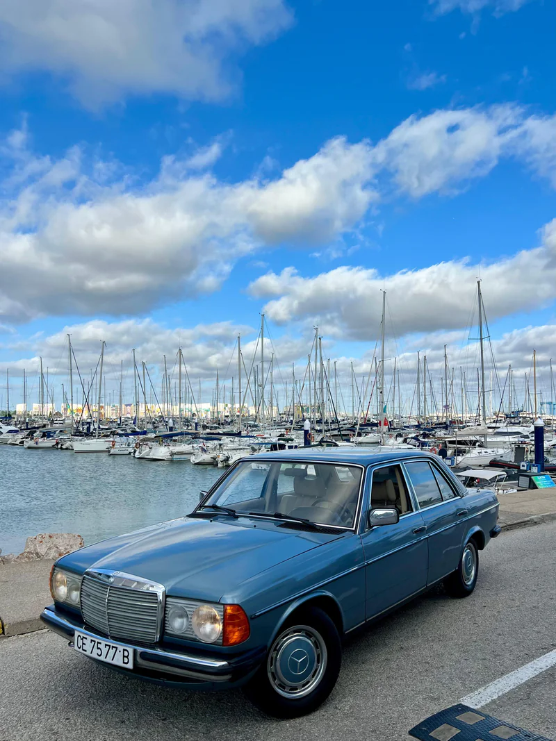 1980 Mercedes-Benz W123 300d in El Puerto De Santa Maria 3