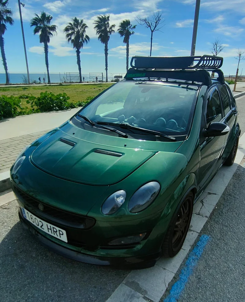 2006 Smart Forfour Brabus: Un "Unicornio" de Edición Limitada in Badalona 1