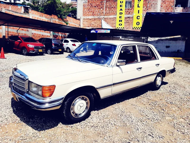 1978 Mercedes-Benz 280s in Bucaramanga 3