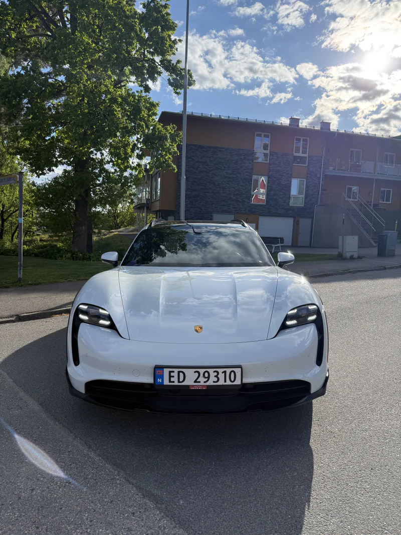 2021 Porsche Taycan 4s in Sandefjord 3