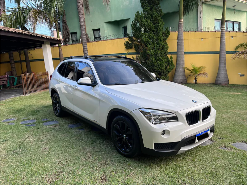 2013 BMW X1 in Osasco 2