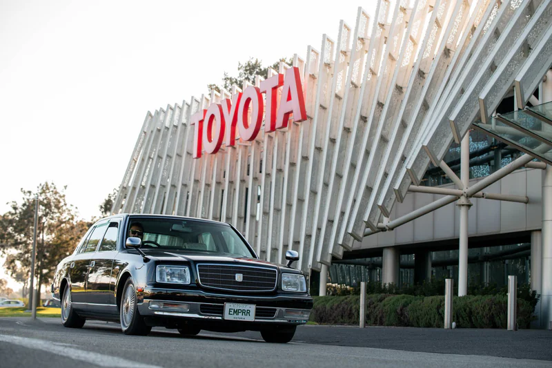 2006 Toyota Century in Keilor 3