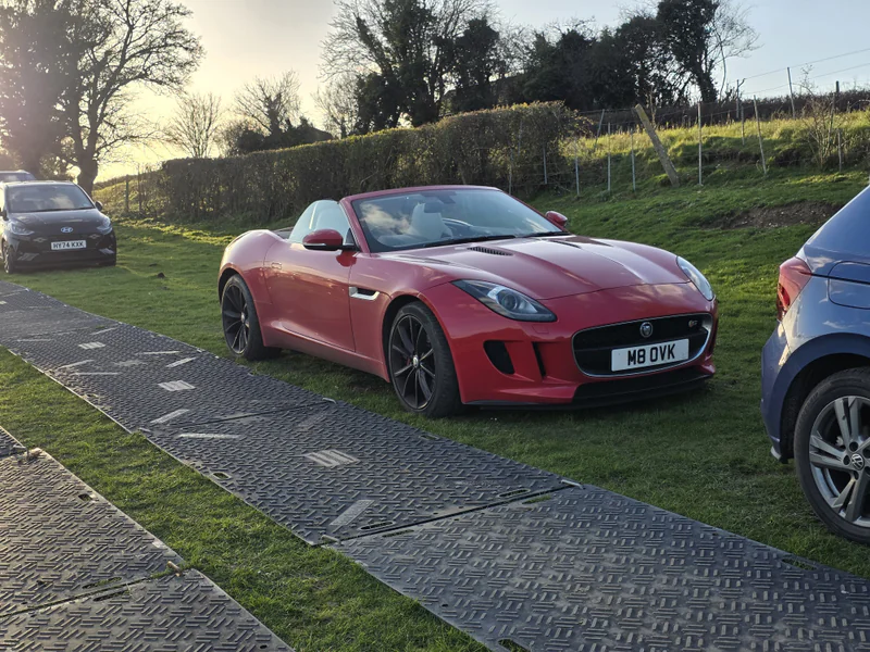 2013 Jaguar F-type in Bordon 3