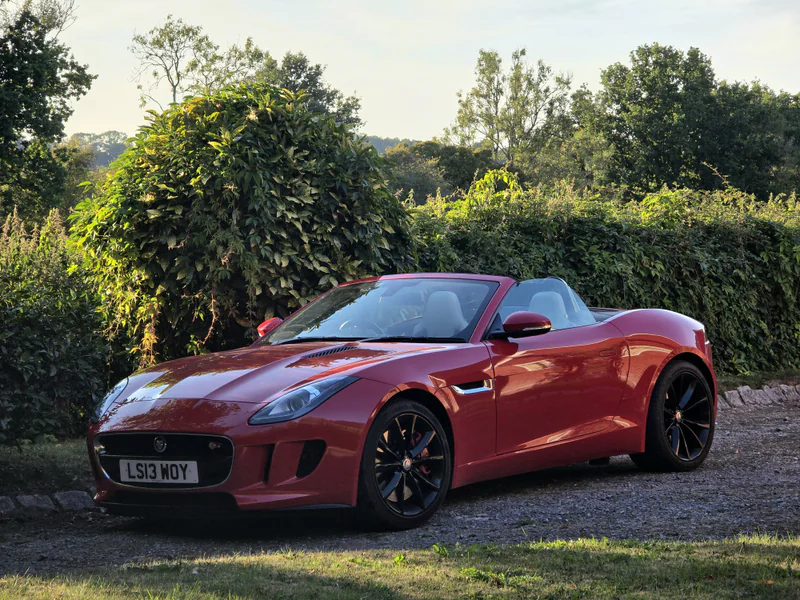 2013 Jaguar F-type in Bordon 4