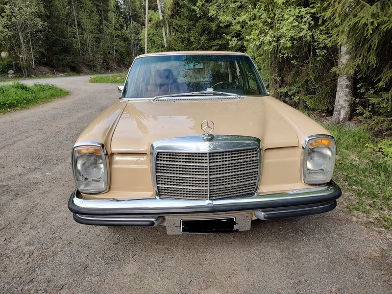 1973 Mercedes-Benz 280 in Kangasala 4
