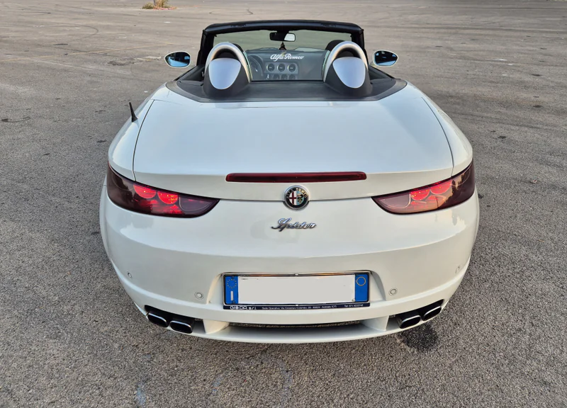 2009 Alfa Romeo Spider in Noto 2