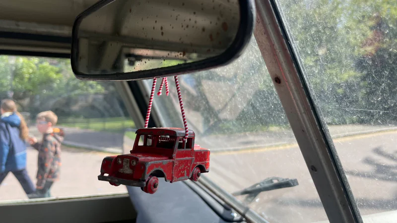 1982 Land Rover 88 in London 17