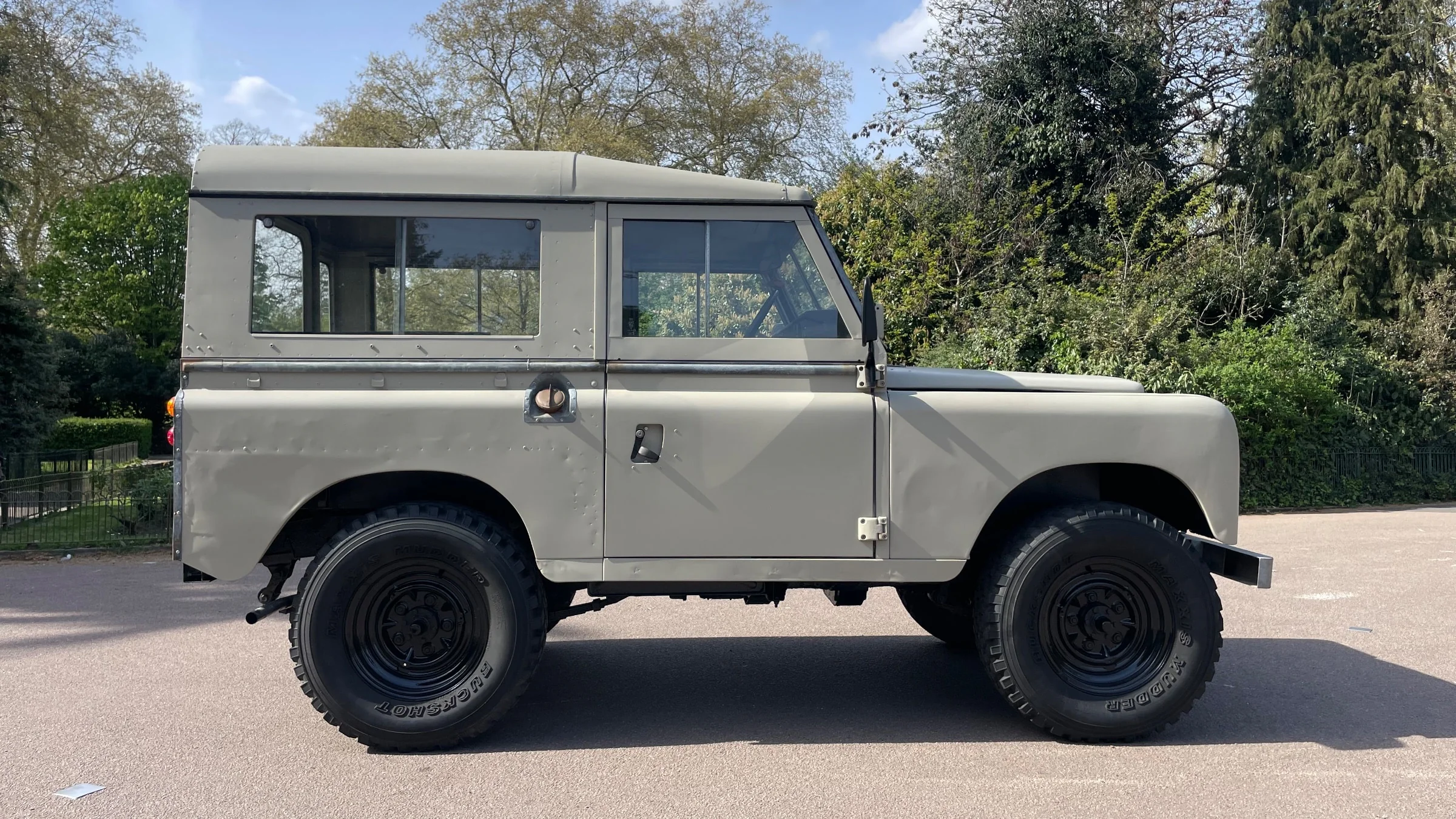 1982 Land Rover 88