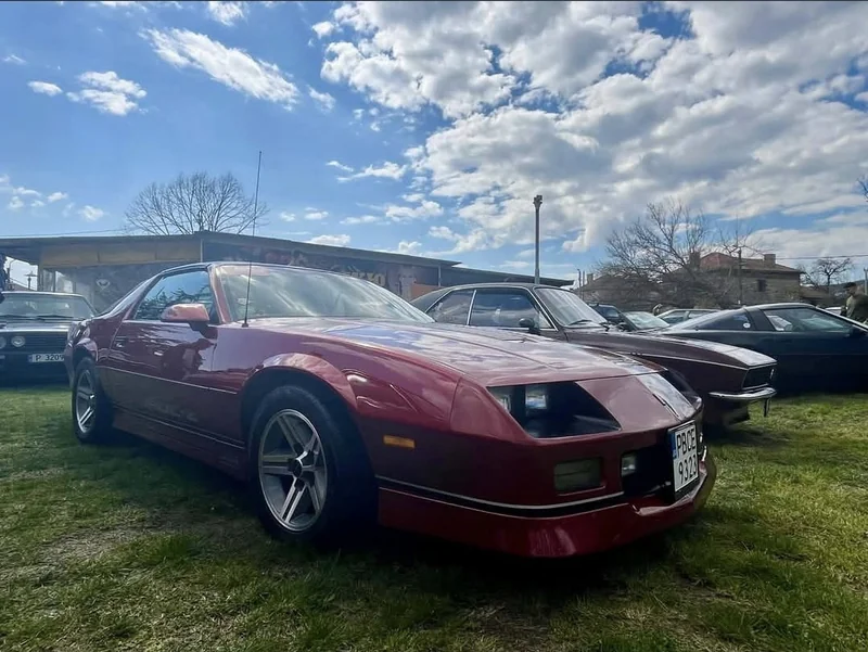 1985 Chevrolet Camaro in пловдив 3