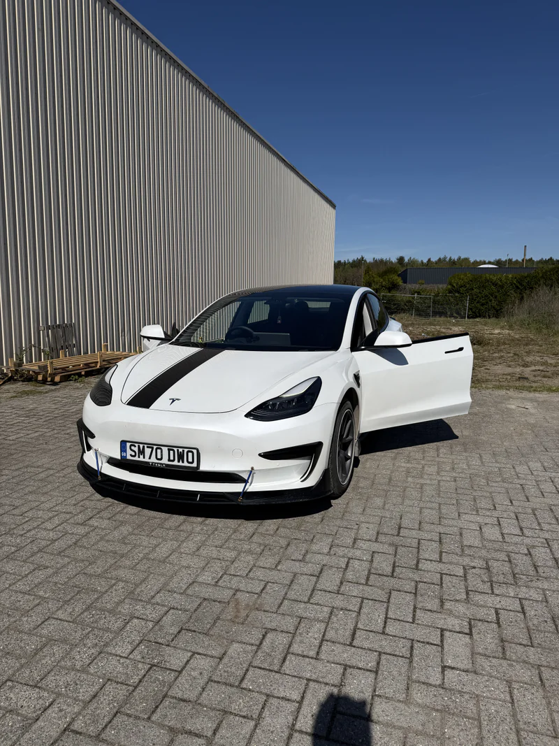 2020 Tesla Model 3 in Sheffield 2