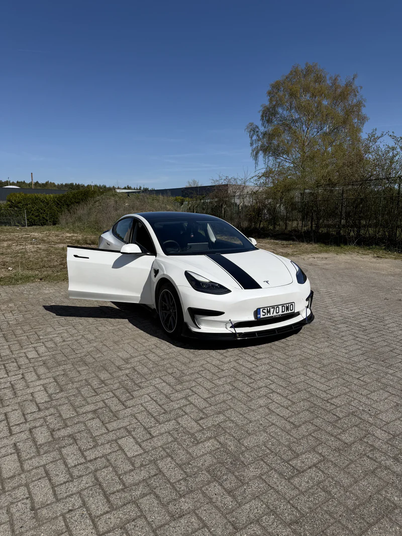 2020 Tesla Model 3 in Sheffield 3