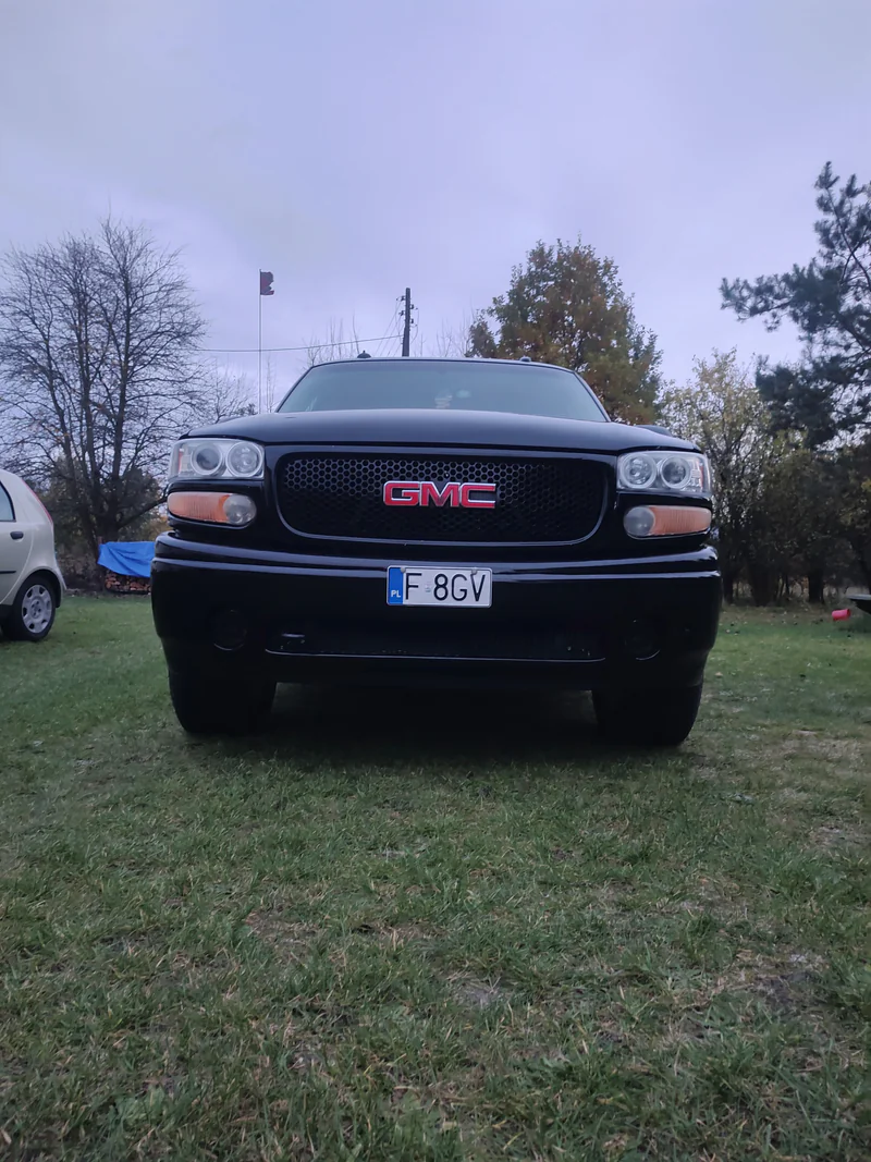 2003 GMC Yukon Denali Xl in Gorzów Wielkopolski 3