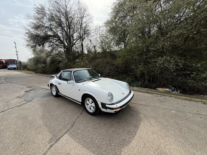 1985 Porsche 911 Carrera Targ 3.2 in Potters Bar 9