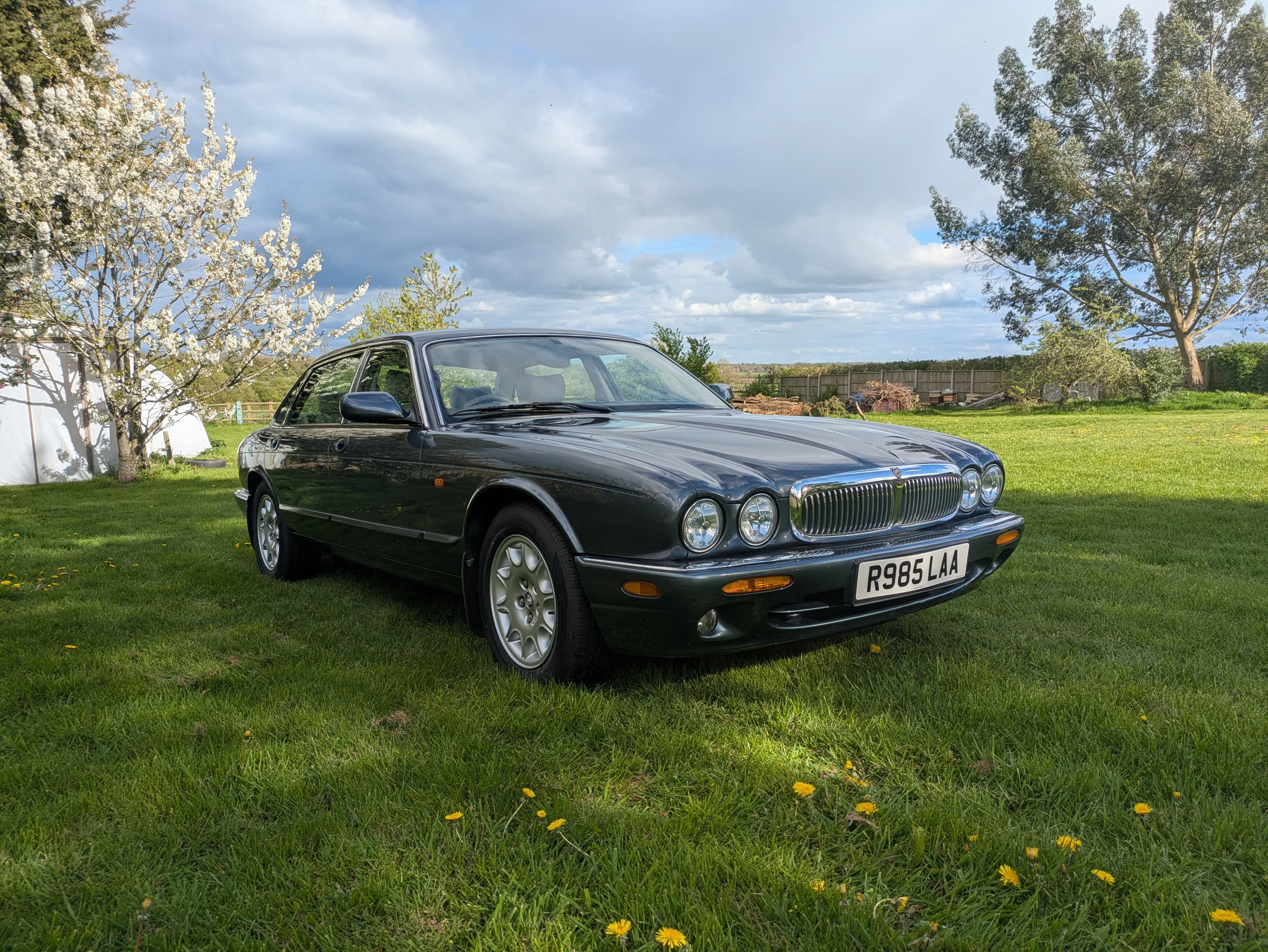 1998 Jaguar X308 LWB