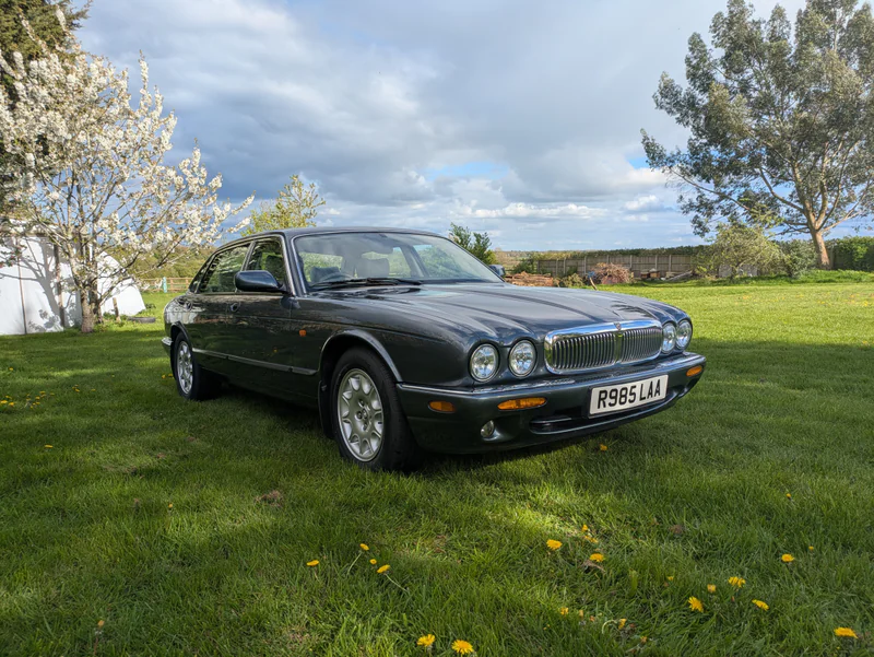 1998 Jaguar X308 LWB in Leicester
