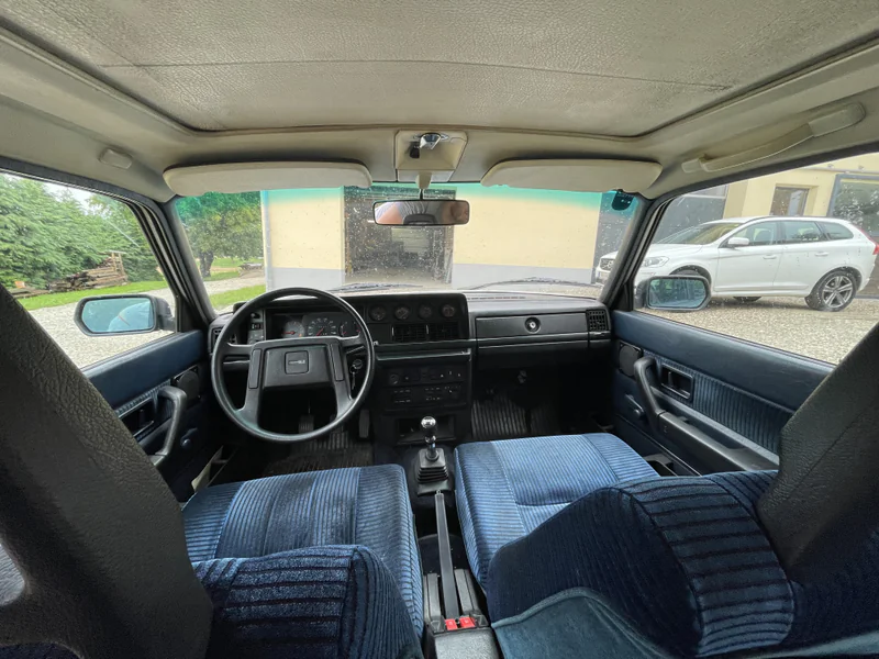 1980 Volvo 240 in Pattigham 4