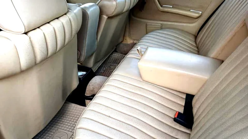 1977 Mercedes-Benz W123 280 in Sandton 7
