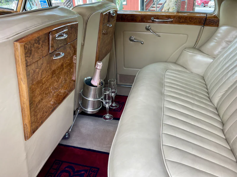 1956 Rolls-Royce Silver Cloud I in Kalmar 7