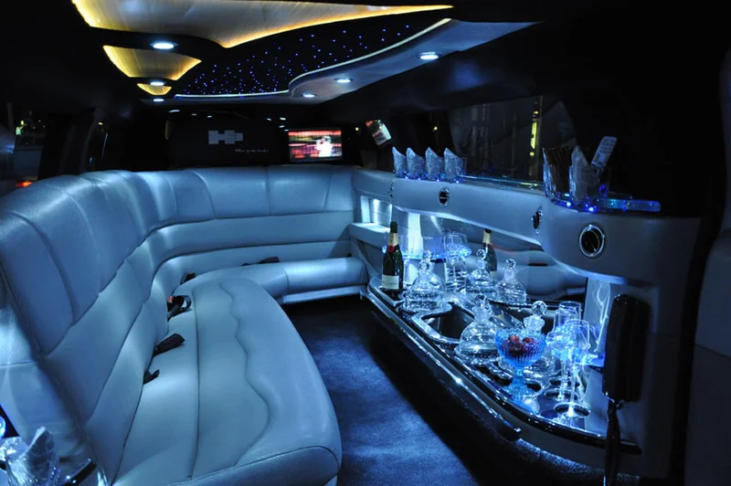 2008 Hummer H3 Limousine in Kalmar 5