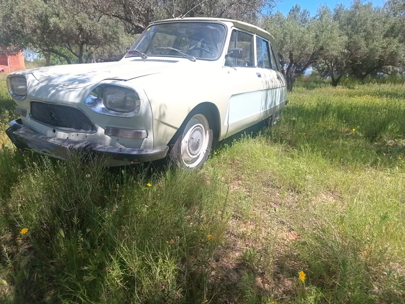 1976 Citroen Ami 8 in Ollería