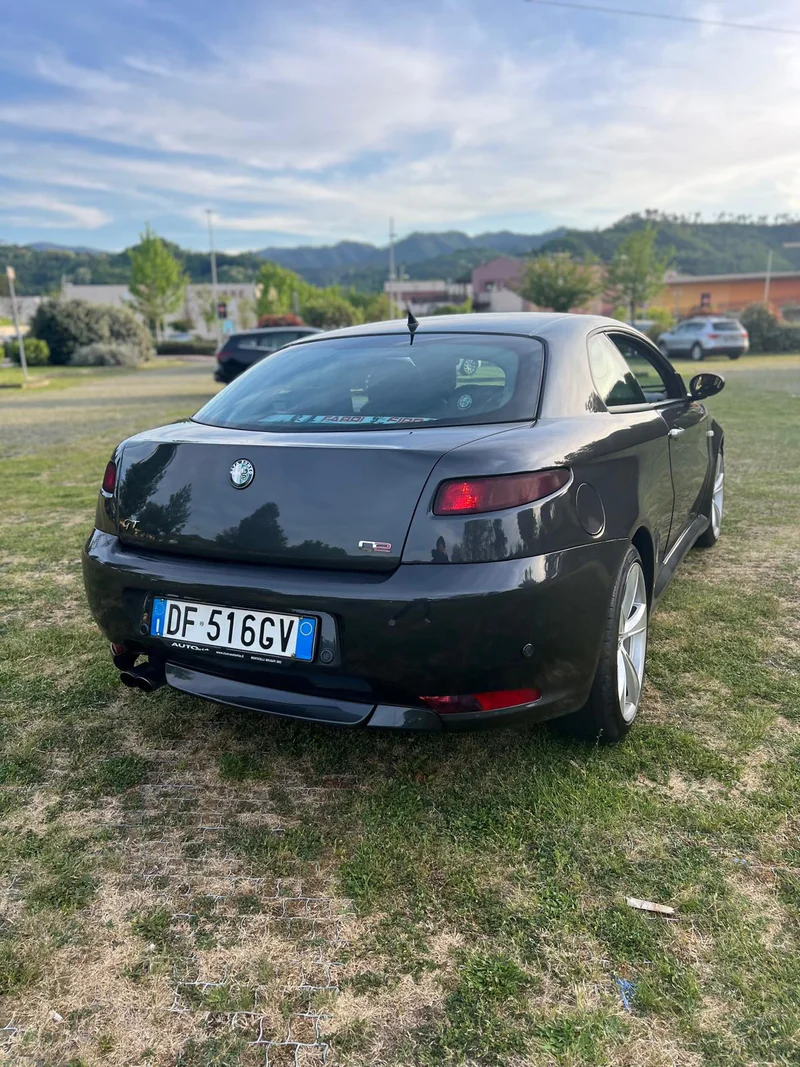 2007 Alfa Romeo Alfa Gt Q2 in La Spezia 2