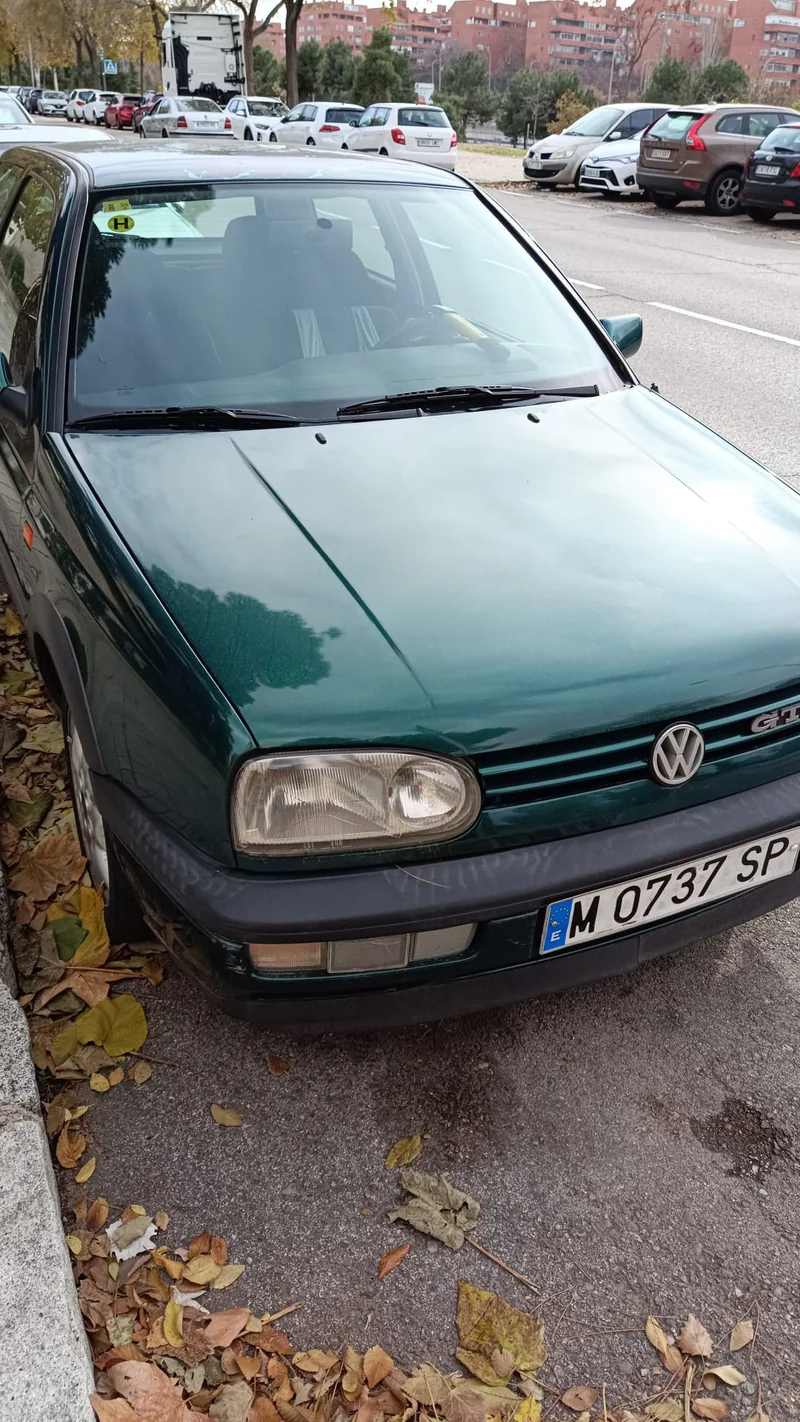 1995 Volkswagen Golf in Madrid 2