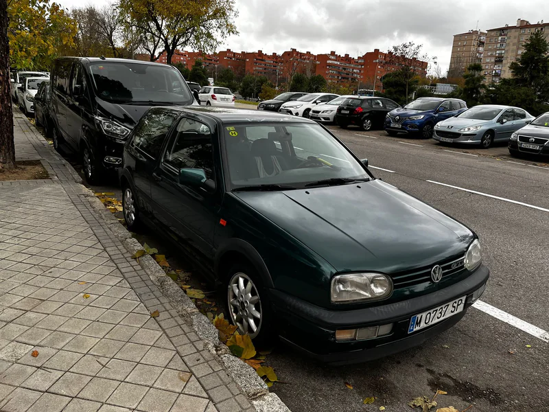 1995 Volkswagen Golf in Madrid 4