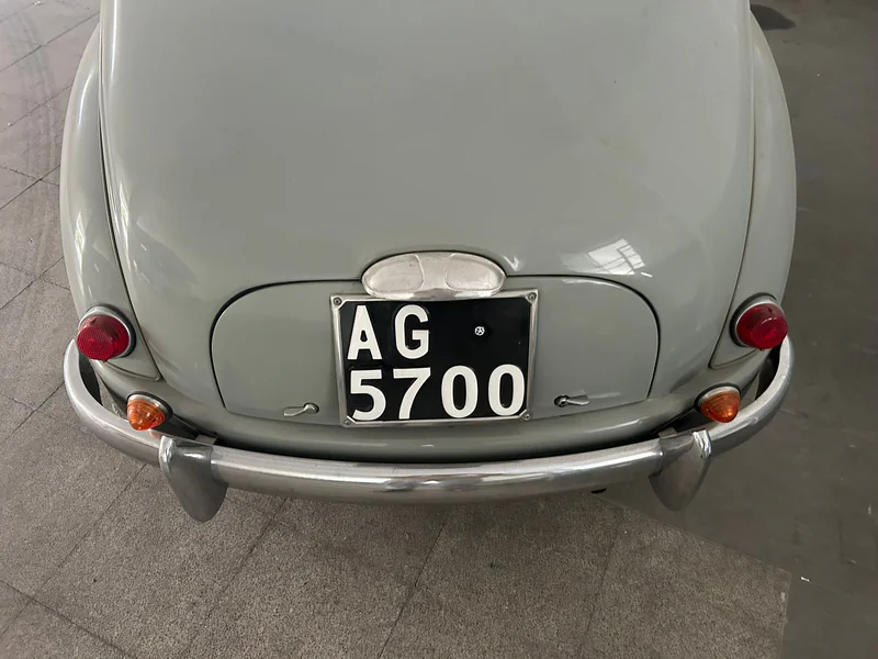 1954 Fiat 500C in Milano 6