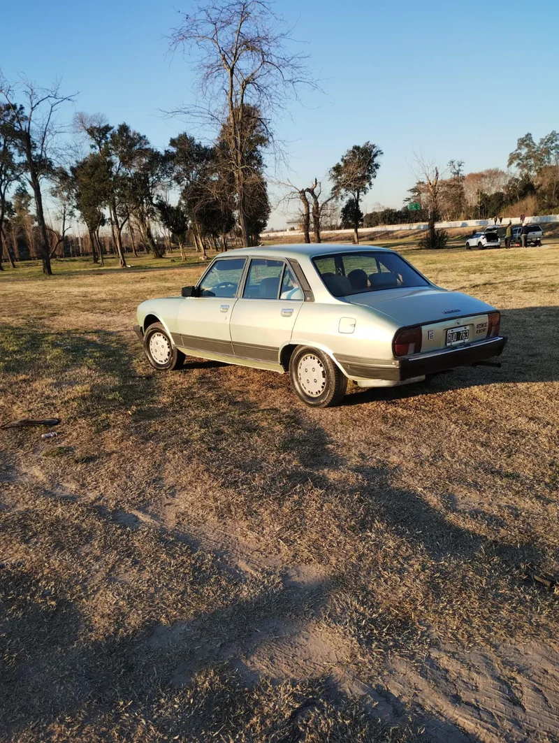 1987 Peugeot 504 in Lanus 10