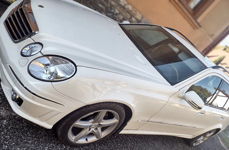 2004 Mercedes-Benz E320 in Chvalkovice 2