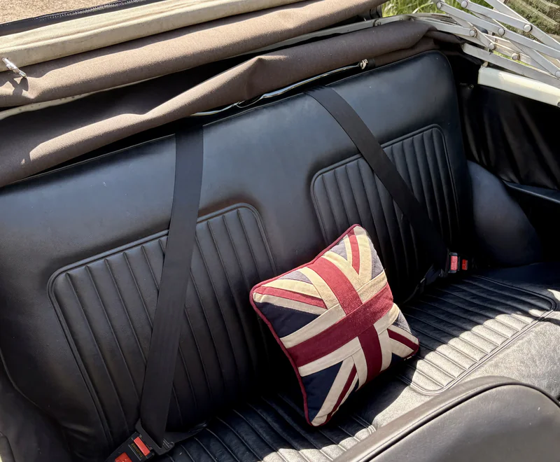 1969 Morris Minor Convertible in Herne Bay 8