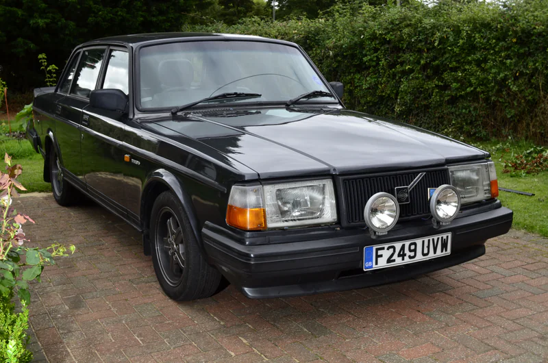 1989 Volvo 240GLT in Aylesbury