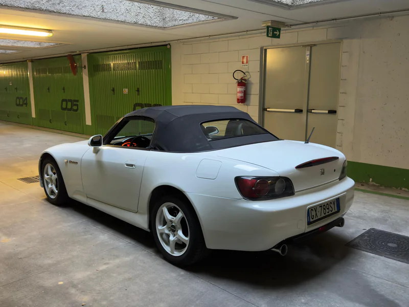 2002 Honda S2000 in San Colombano Al Lambro 3