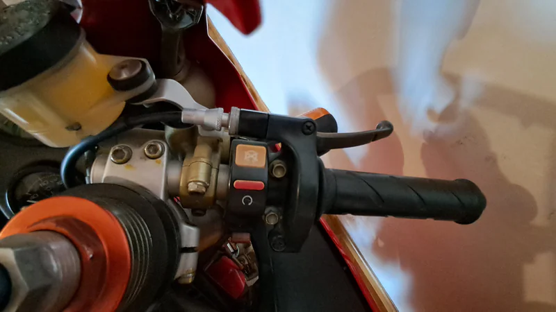 1998 Ducati 916 in Messina 10