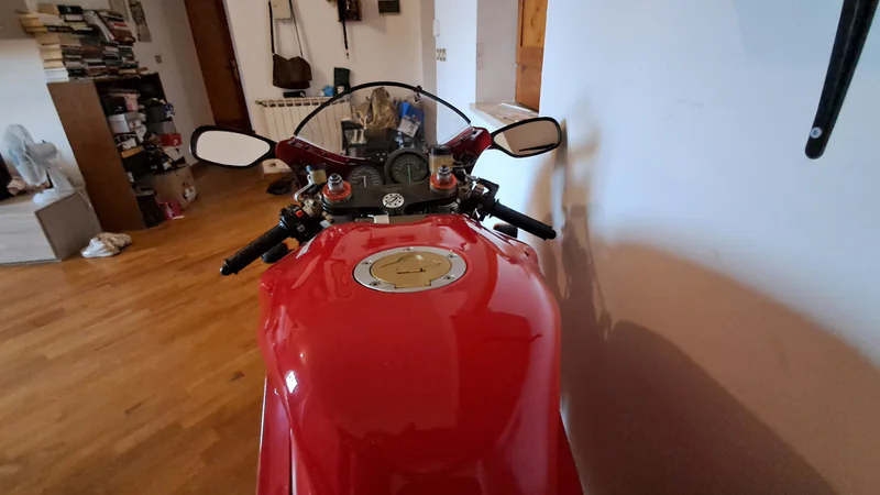 1998 Ducati 916 in Messina 22