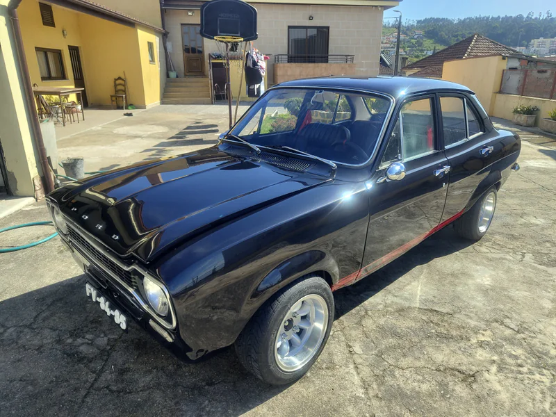 1976 Ford Escort in Alfena 2