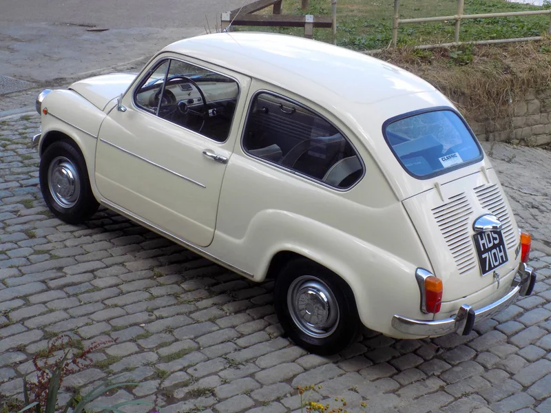1970 Fiat Seat 600e in South Croydon 2