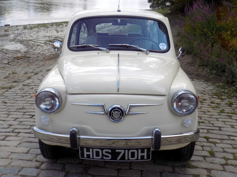 1970 Fiat Seat 600e in South Croydon 3