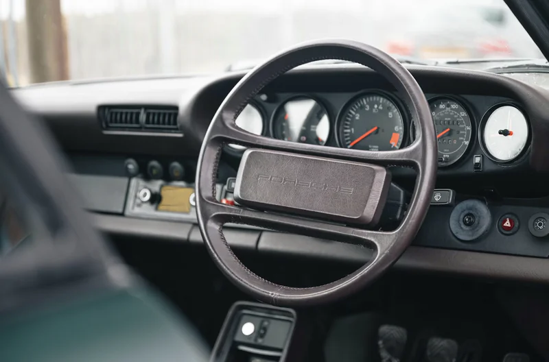 1985 Porsche 911 in London 2