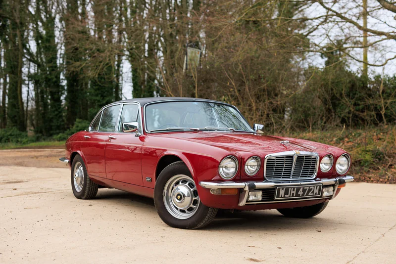 1974 Jaguar Xj6 in London 2