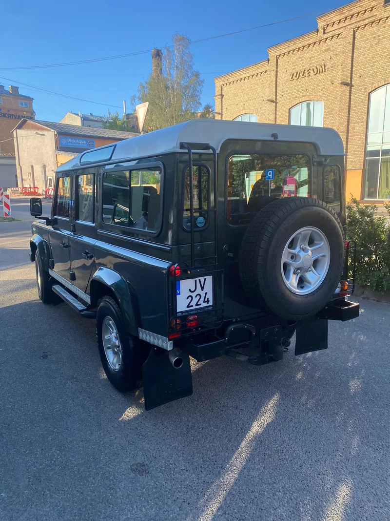 2007 Land Rover Defender in Riga 5