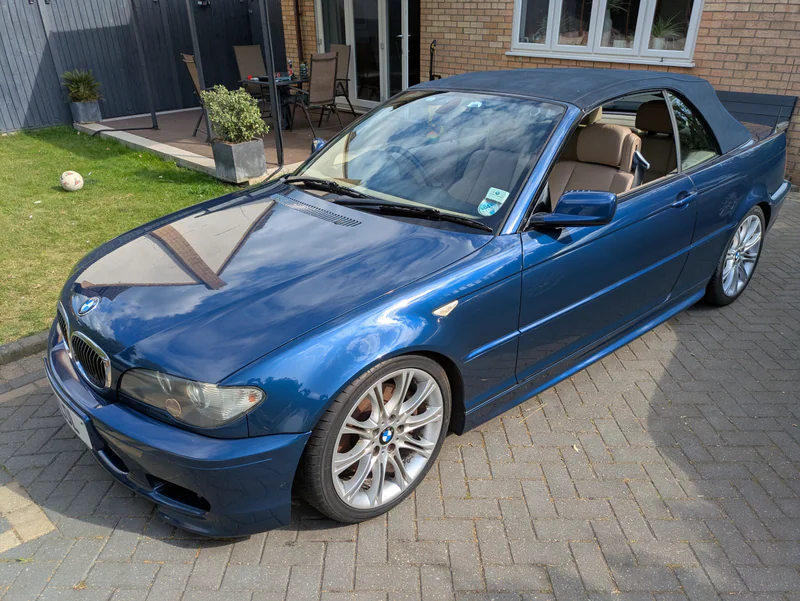 2004 BMW 330 Ci Convertible in Cambridge 1
