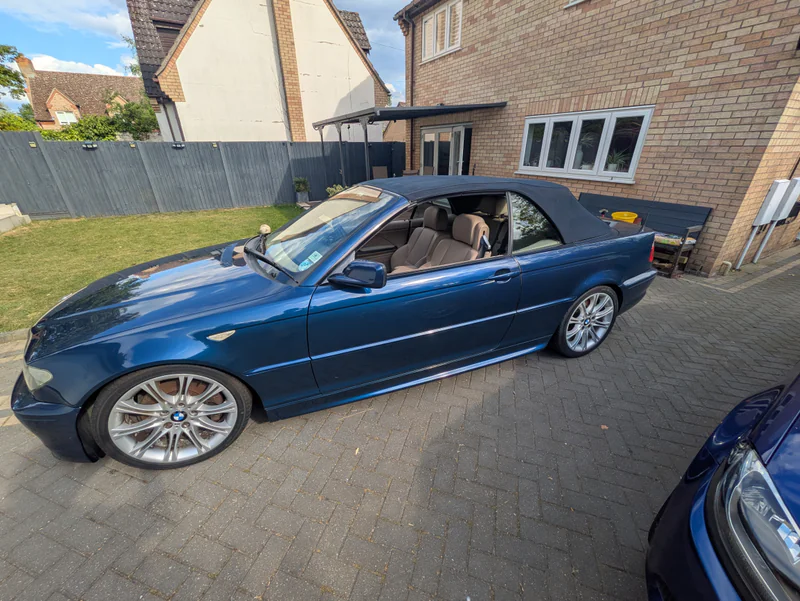 2004 BMW 330 Ci Convertible in Cambridge 2
