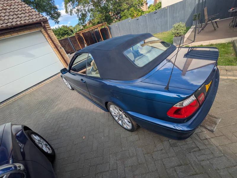 2004 BMW 330 Ci Convertible in Cambridge 4