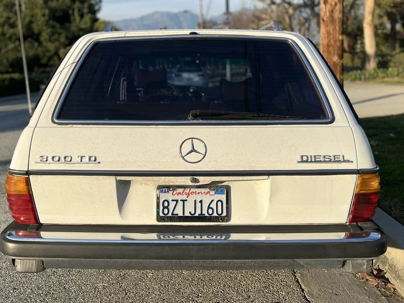 1979 Mercedes-Benz 300TD Base 3